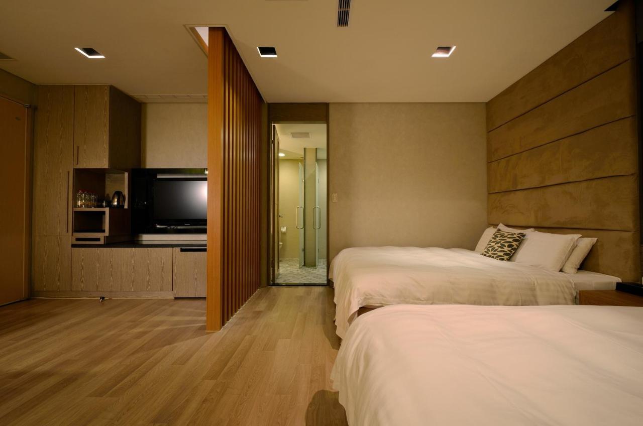 The Sun Hot Spring & Resort Taichung Exterior photo