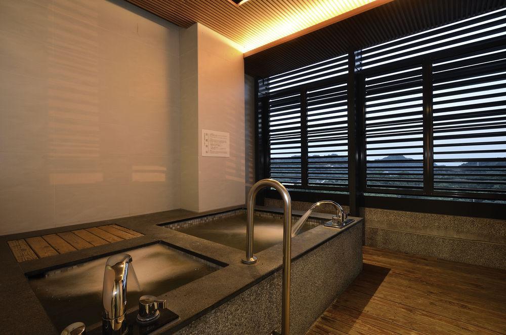 The Sun Hot Spring & Resort Taichung Exterior photo