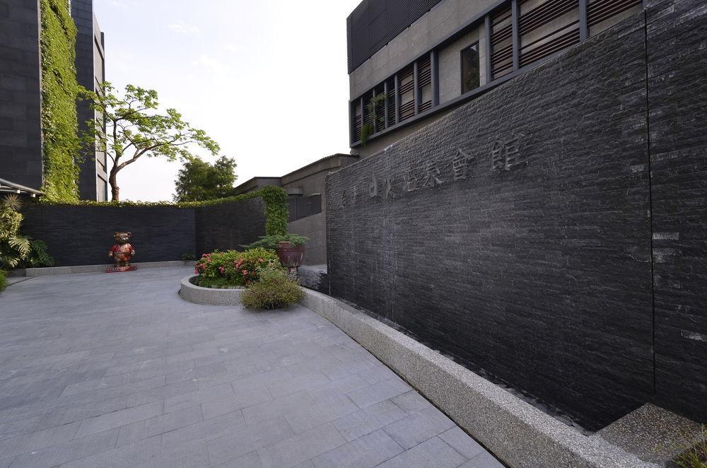 The Sun Hot Spring & Resort Taichung Exterior photo